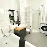 Geraeumiges In Apartmán Koblenc