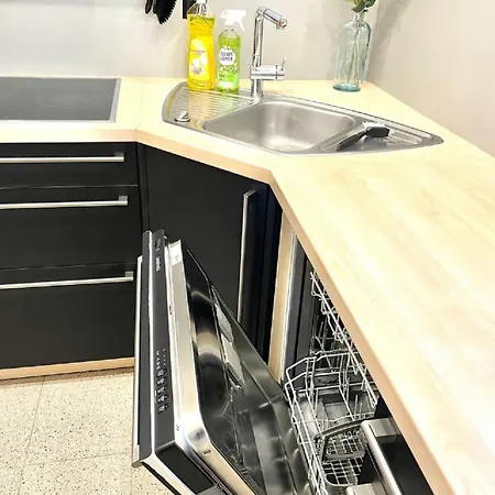 Geräumiges In Apartment *