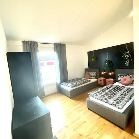 Geraeumiges In Apartment