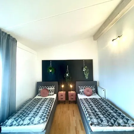 Apartment Geräumiges In *